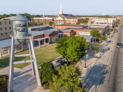 farmers-market-aerial-view